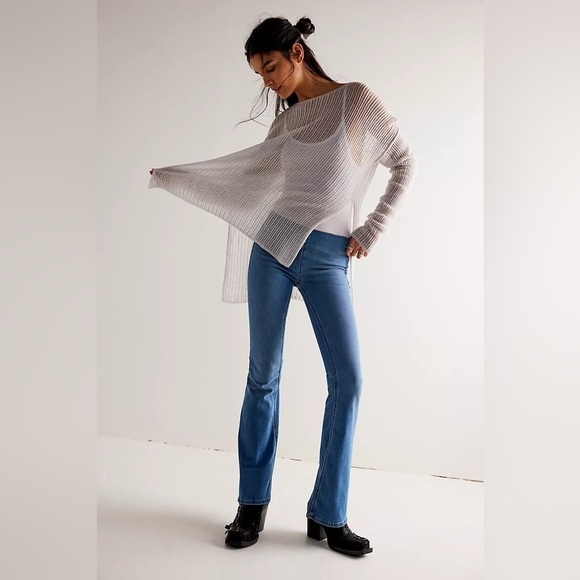 We The Free | Women's Boho Penny Pull On Stretch Waist Flare Jeans Size 31 - Picture 1 of 9